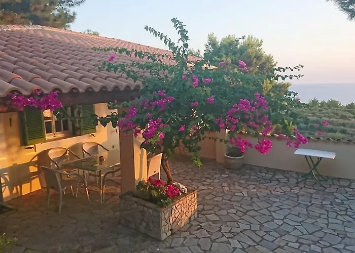 Villa Angela, Panoramablick übers Meer